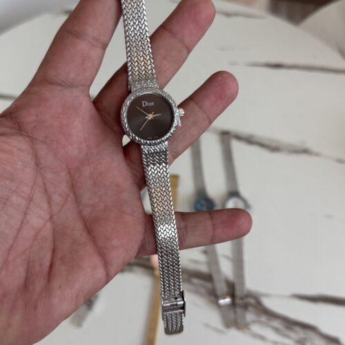 ساعة ديور ميني مينا أسود