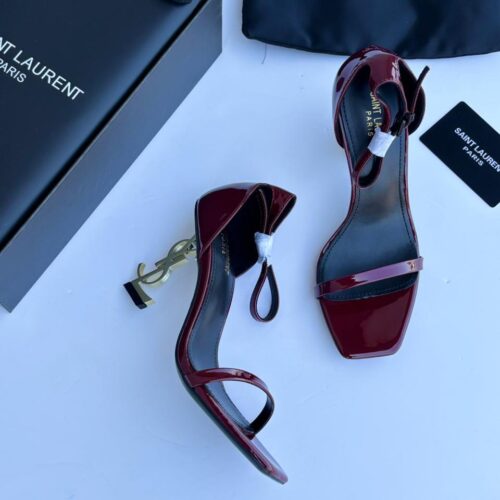 كعب YSL مارون