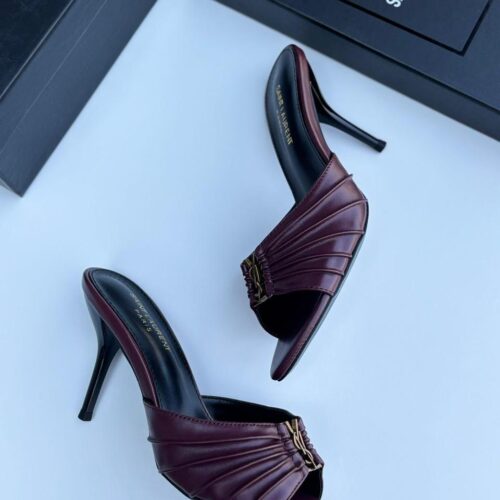 كعب YSL مارون